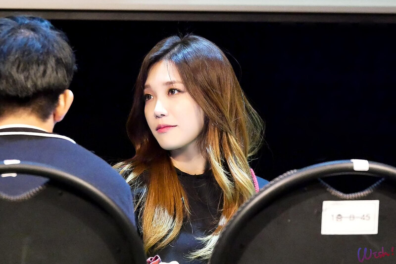 160929 Apink EUNJI at fansign event documents 26