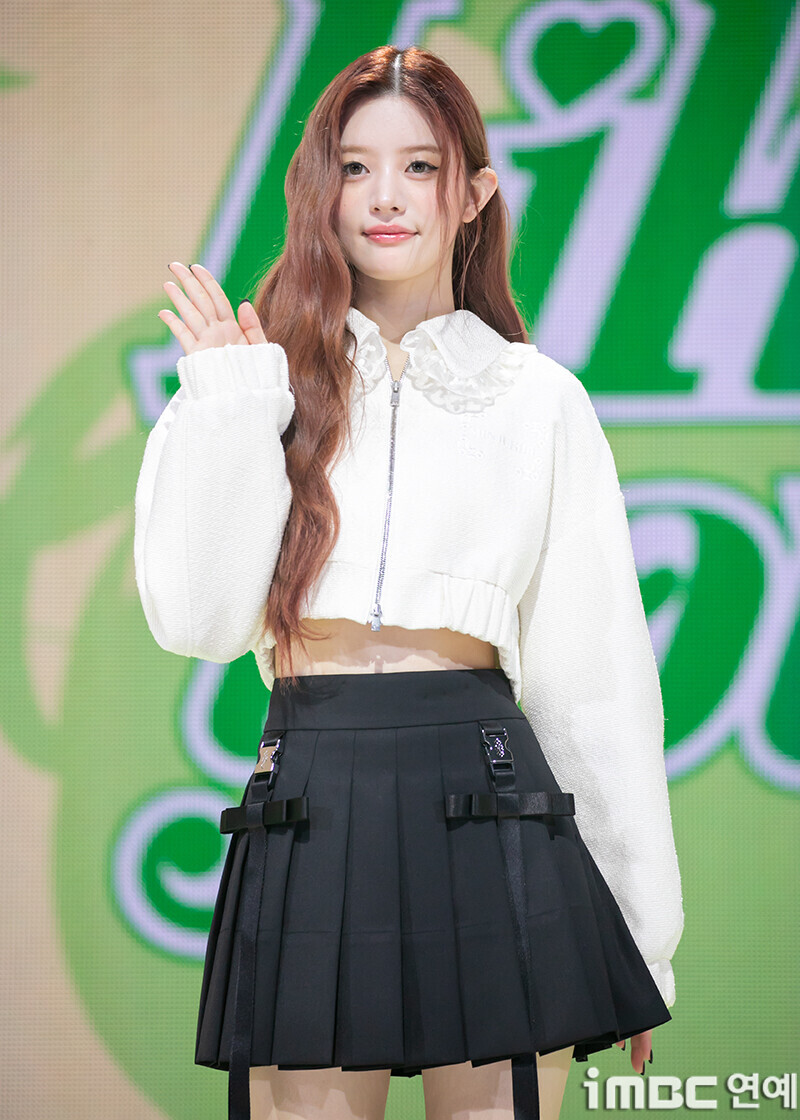 241021 ILLIT Minju at ‘I’LL LIKE YOU’ Media Press Conference documents 7