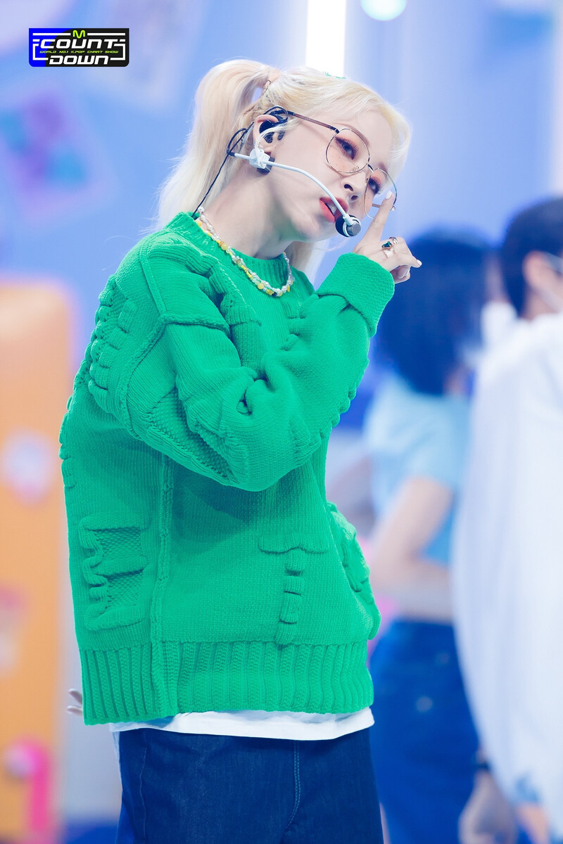 220428 Moonbyul - 'CITT' at M Countdown documents 23