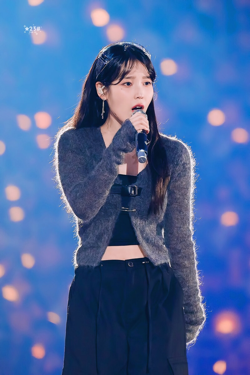 230924 IU - Fan Concert ‘I＋UN1VER5E’ in Seoul Day 2 documents 27