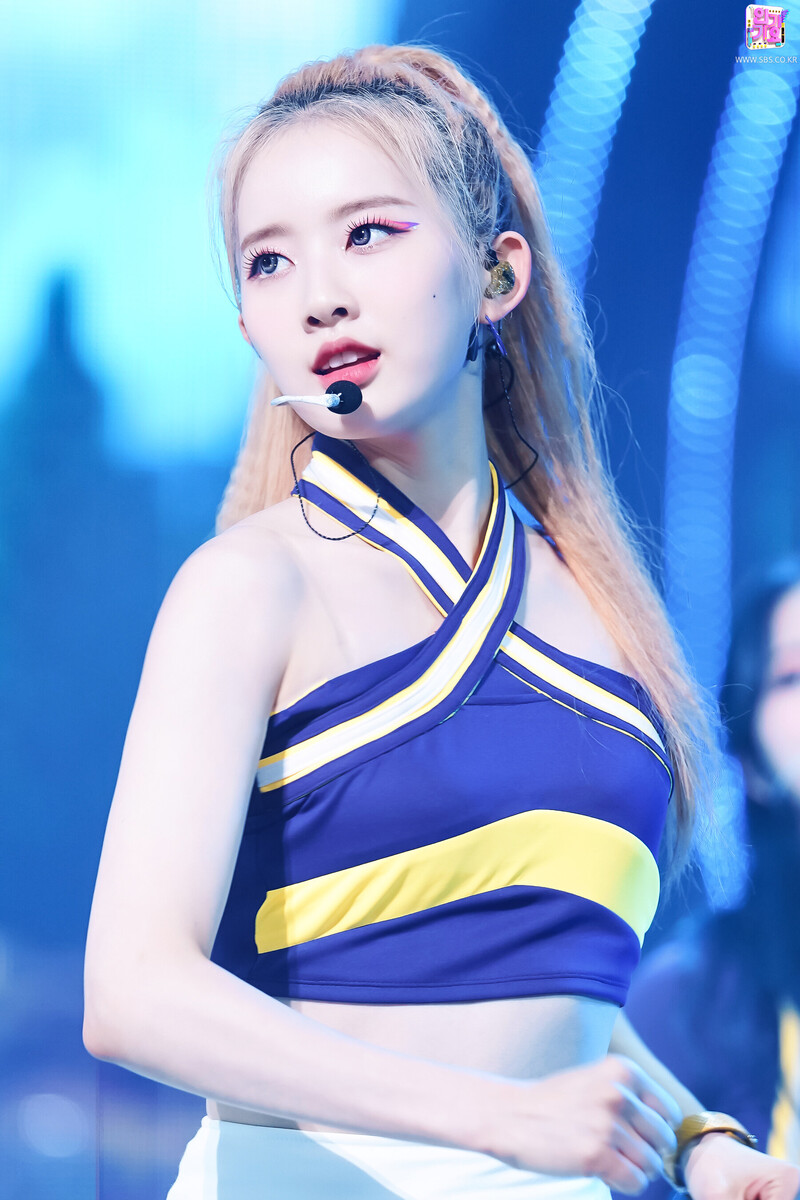 210926 STAYC - 'STEREOTYPE' at Inkigayo documents 9