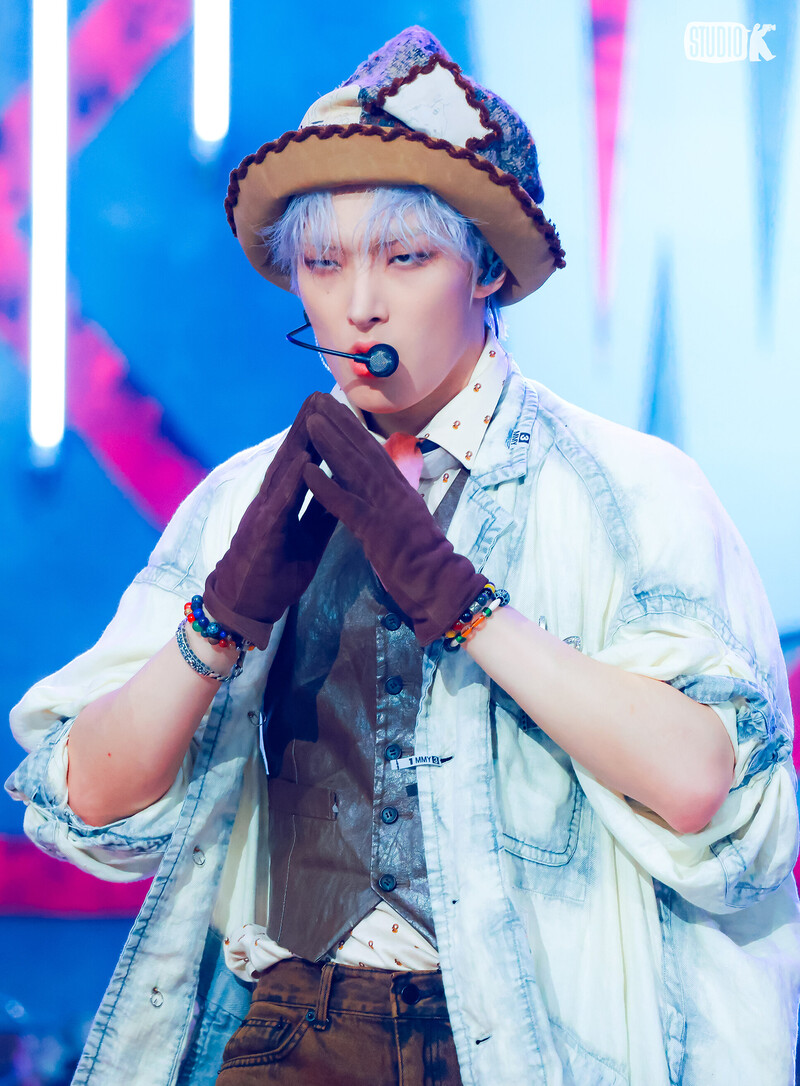 240631 ATEEZ Mingi - 'WORK' at Music Bank documents 4