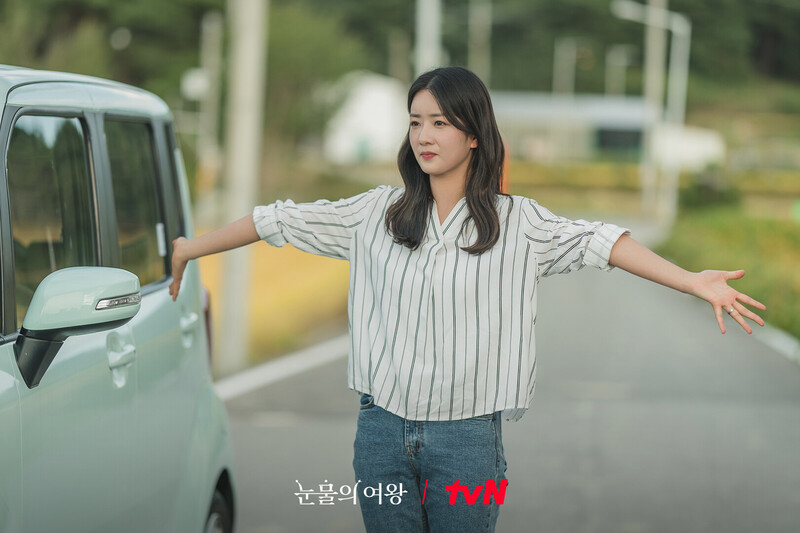 tvN drama "Queen of Tears" still cuts starring BOMI of APINK documents 15