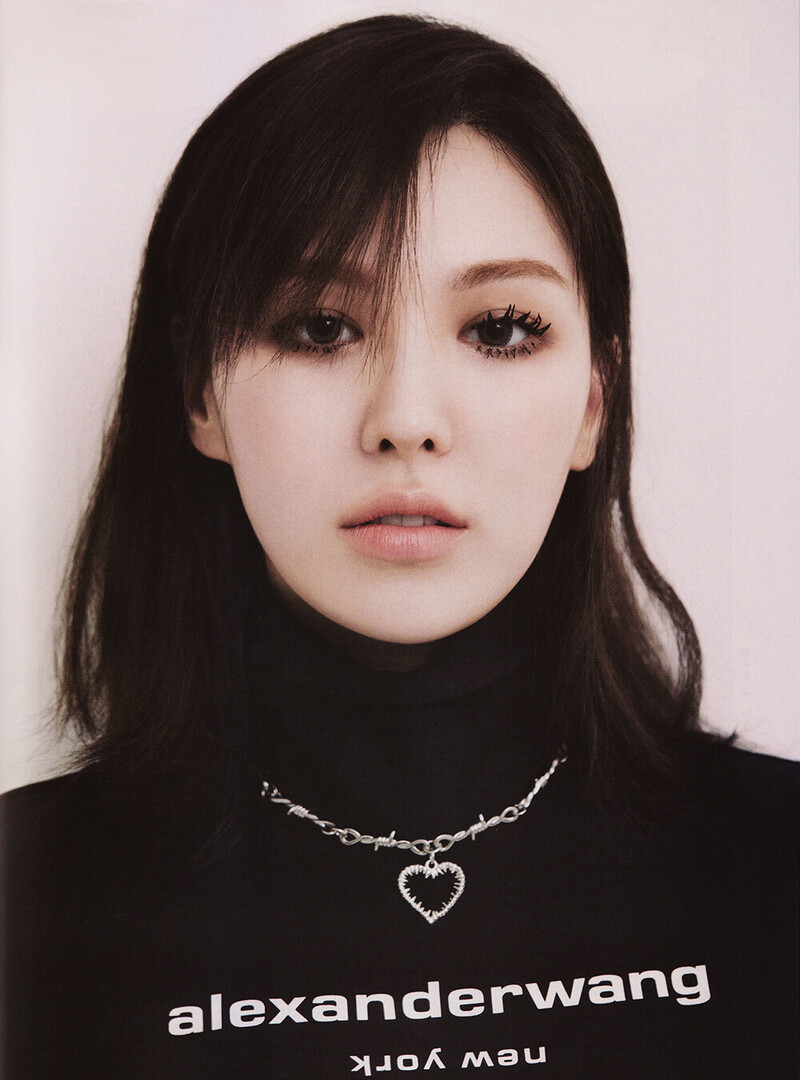 Red Velvet Wendy for Allure Korea Magazine February 2022 Issue (Scans) documents 6