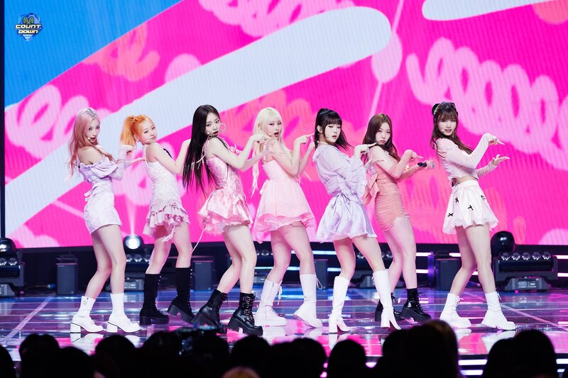 240307 ICHILLIN'  -'On My Lips' at M Countdown documents 4