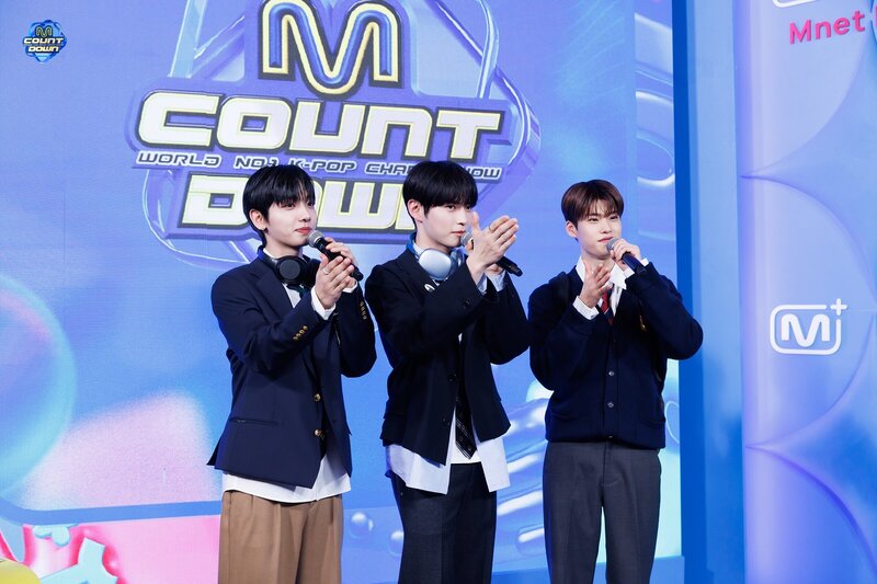 240307 MC Hanbin, Sohee, and Jaehyun at M Countdown documents 4
