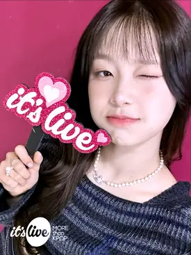 240713 it's Live X Update with Chuu