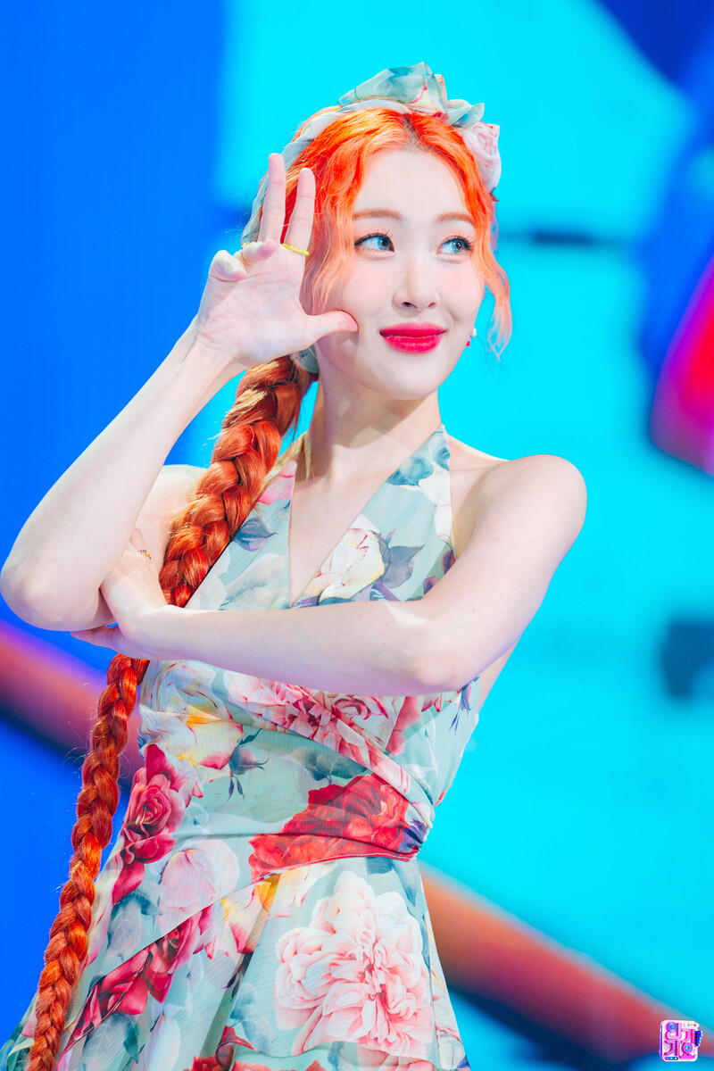 220710 SUNMI - Heart Burn at Inkigayo documents 5