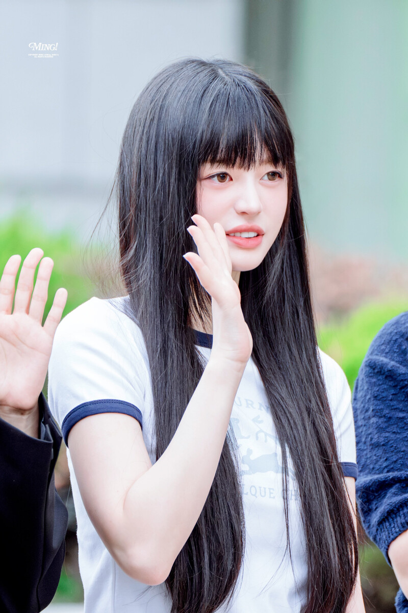 240405 ILLIT Minju - Music Bank Commute documents 2