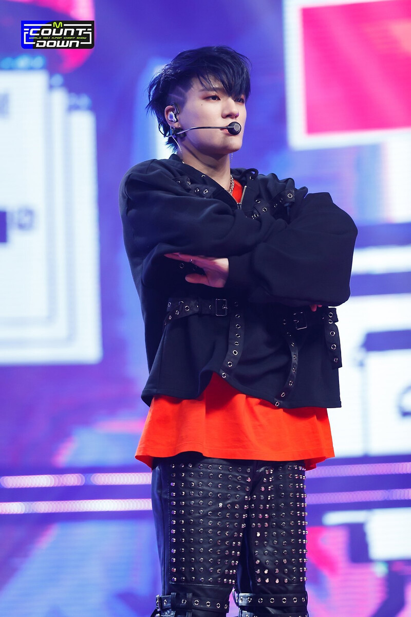 April 7, 2022 JENO- 'GLITCH MODE' at M COUNTDOWN documents 4