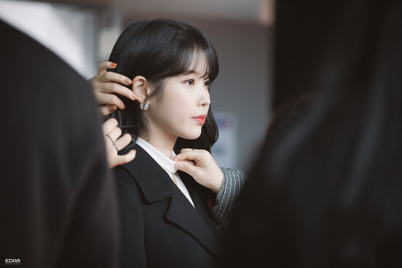 220118 Edam Naver Post - IU 2022 Golden Disc Awards documents 9