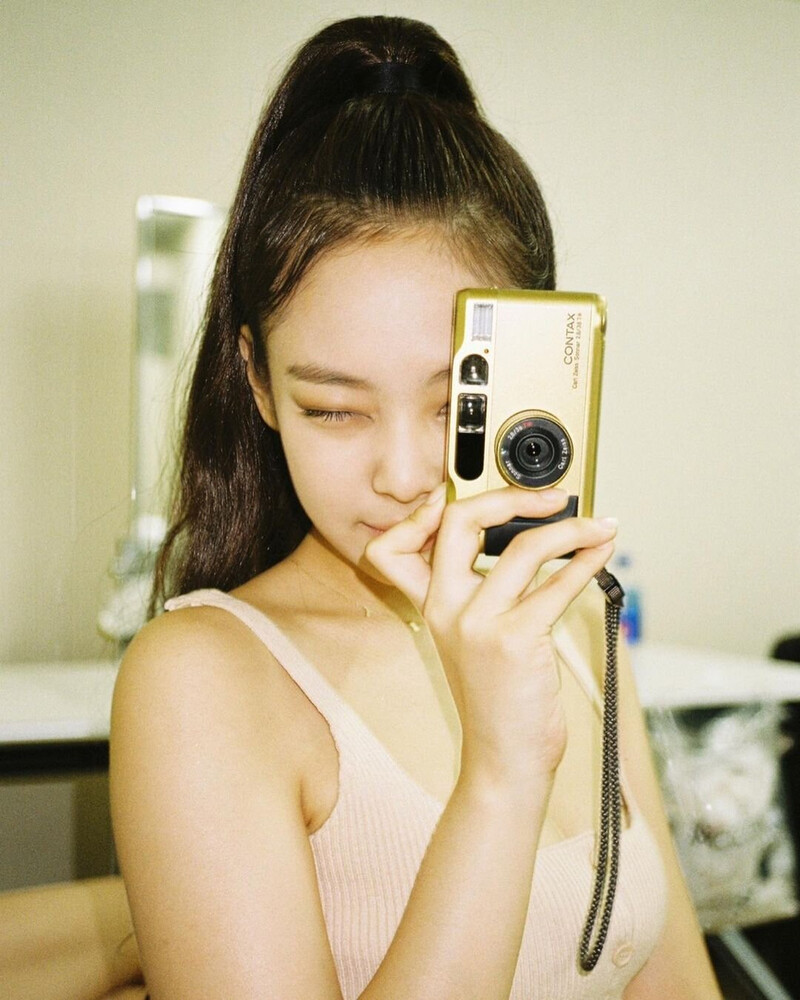 190908 JENNIE INSTAGRAM UPDATE documents 1