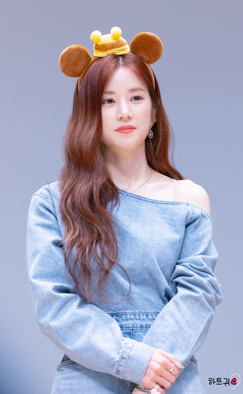 220219 Apink CHORONG at fansign event documents 7