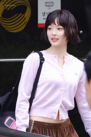 240524 NewJeans Hanni - Music Bank Commute