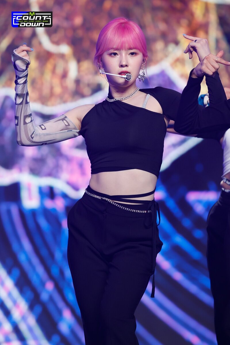 220113 Kep1er - 'MVSK' at M Countdown documents 27