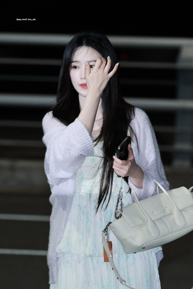 240418 (G)I-DLE Shuhua - ICN Airport documents 3