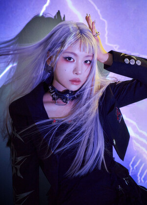 Jvcki Wai - 'AOMG' Profile Images