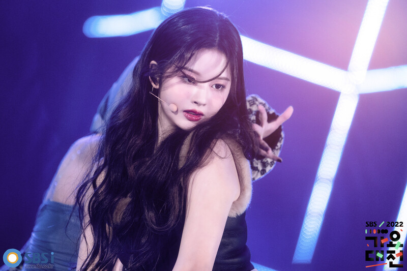 221224 NMIXX Sullyoon - 2022 SBS Gayo Daejeon Behind Photos documents 1