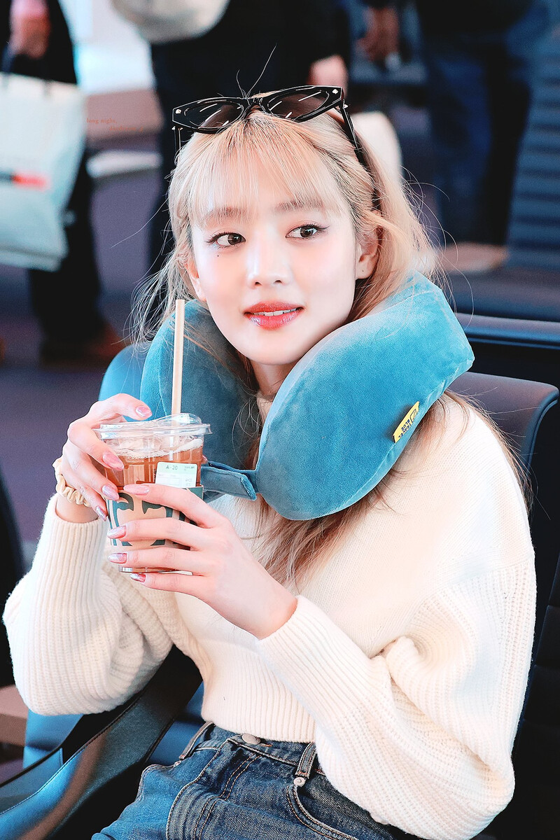 230103 (G) I-DLE Minnie - Incheon International Airport documents 1