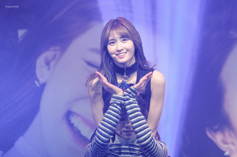 170122 TWICE Momo - Super Event documents 1