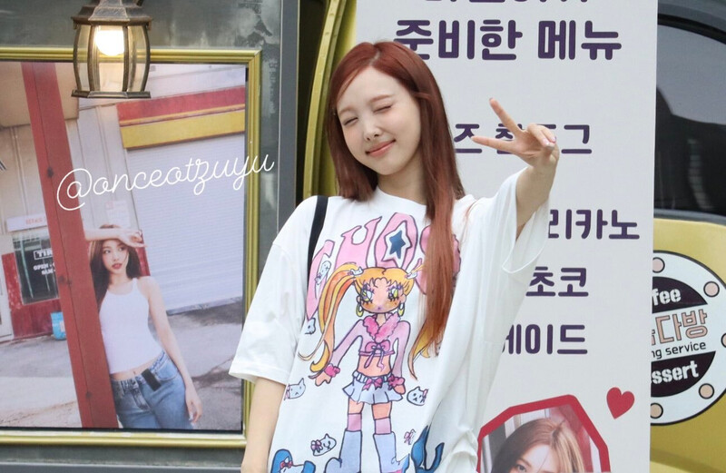 240615 TWICE Nayeon - Music Core Mini Fanmeet documents 23