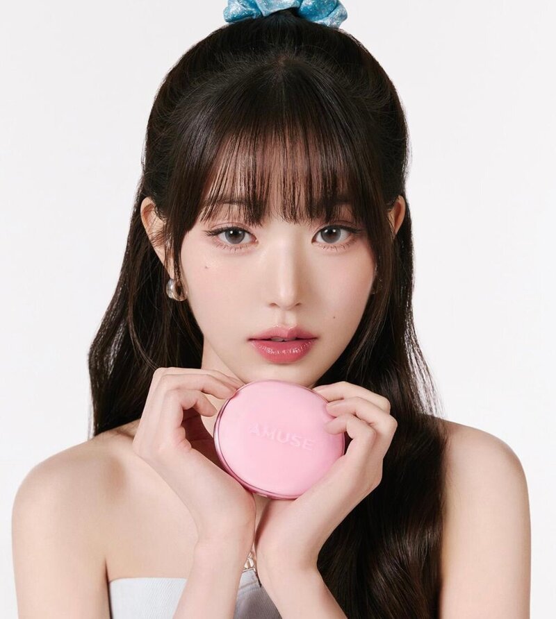 WONYOUNG FOR AMUSE - ‘New Powder Cusion’ documents 3