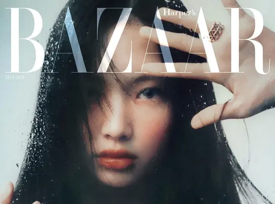 221108 HYEIN x Louis Vuitton 2023 Cruise Collection on Vogue Korea