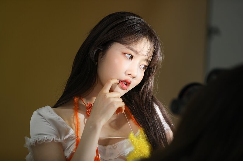 220718 High Up Naver Post - STAYC 'WE NEED LOVE' Jacket Shoot documents 26