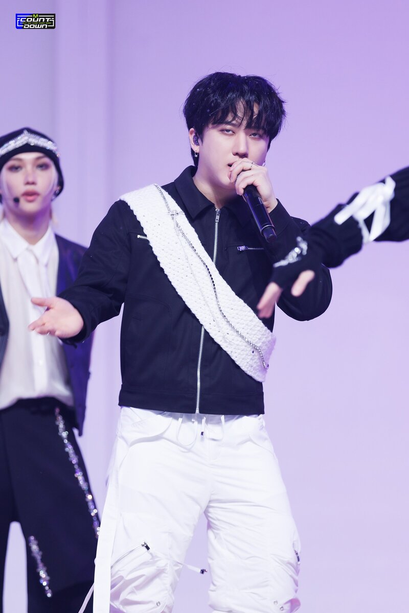 231116 Stray Kids Changbin - 'ROCK-STAR' at M Countdown documents 7