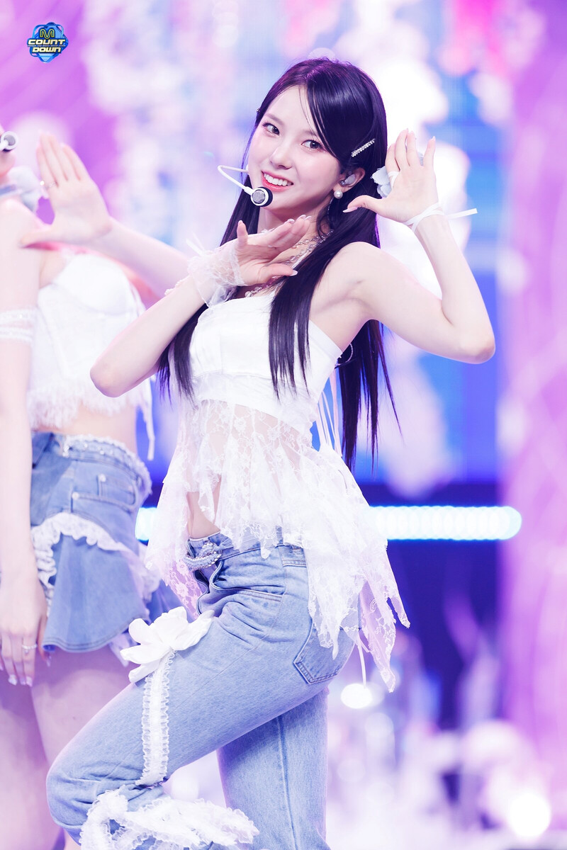 240606 Kep1er Yujin - 'Shooting Star' at M Countdown documents 1