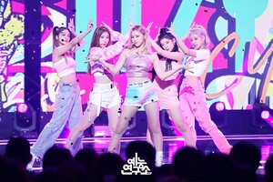 190824 ITZY - "ICY" at Music Core