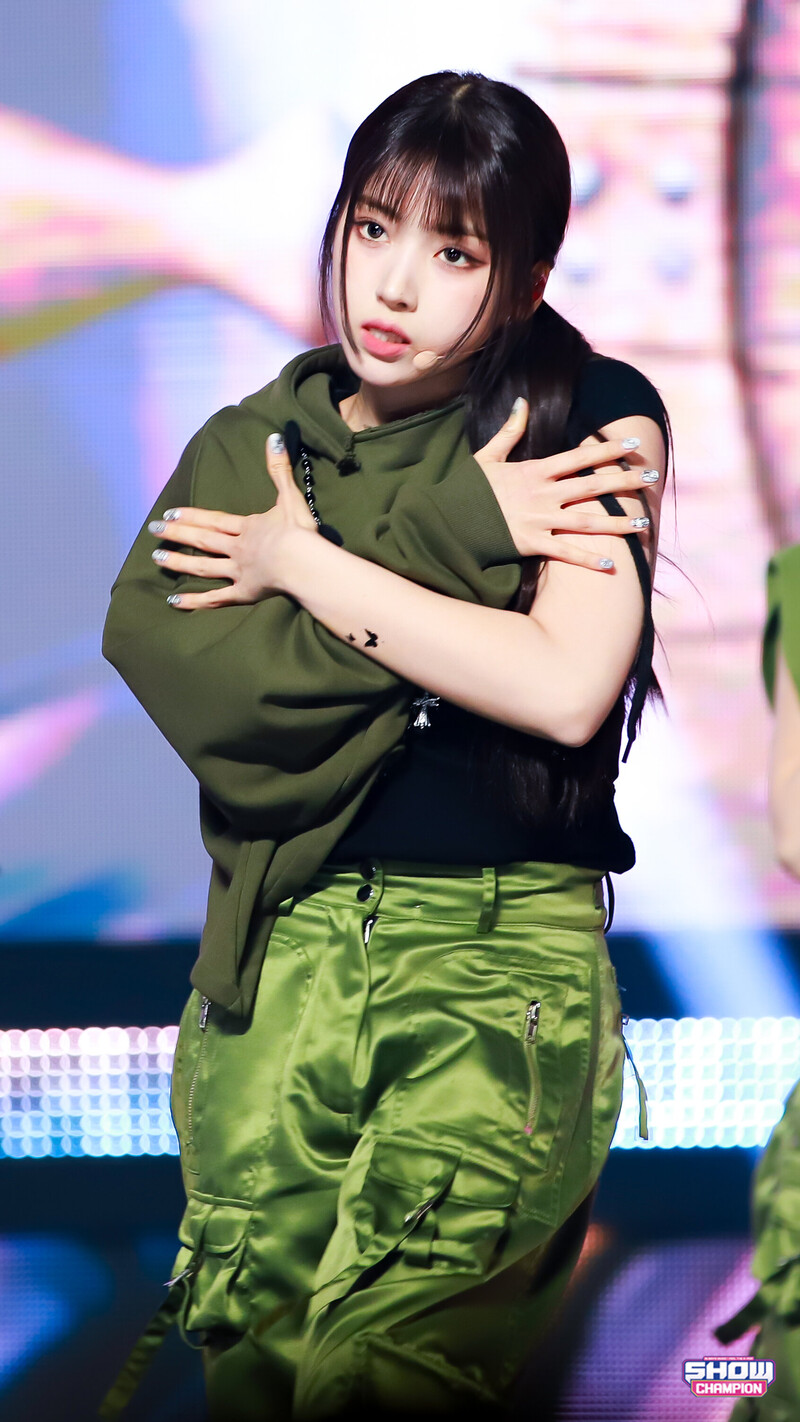 240124 NMIXX Jiwoo - 'Soñar (Breaker)' at Show Champion documents 4