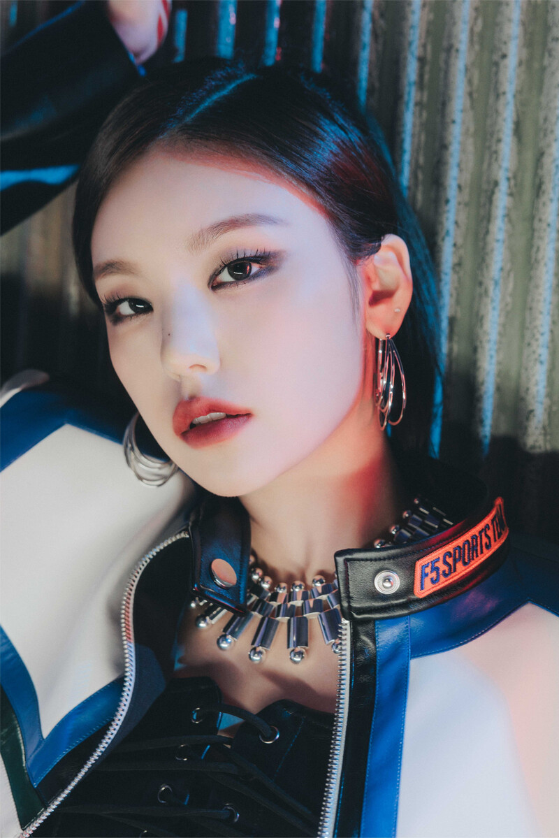 ITZY JAPAN 1st SINGLE『Voltage』Concept Teasers documents 11