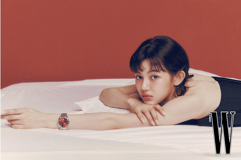 NewJeans DANIELLE for W Korea x OMEGA Watches July Issue 2023 documents 2