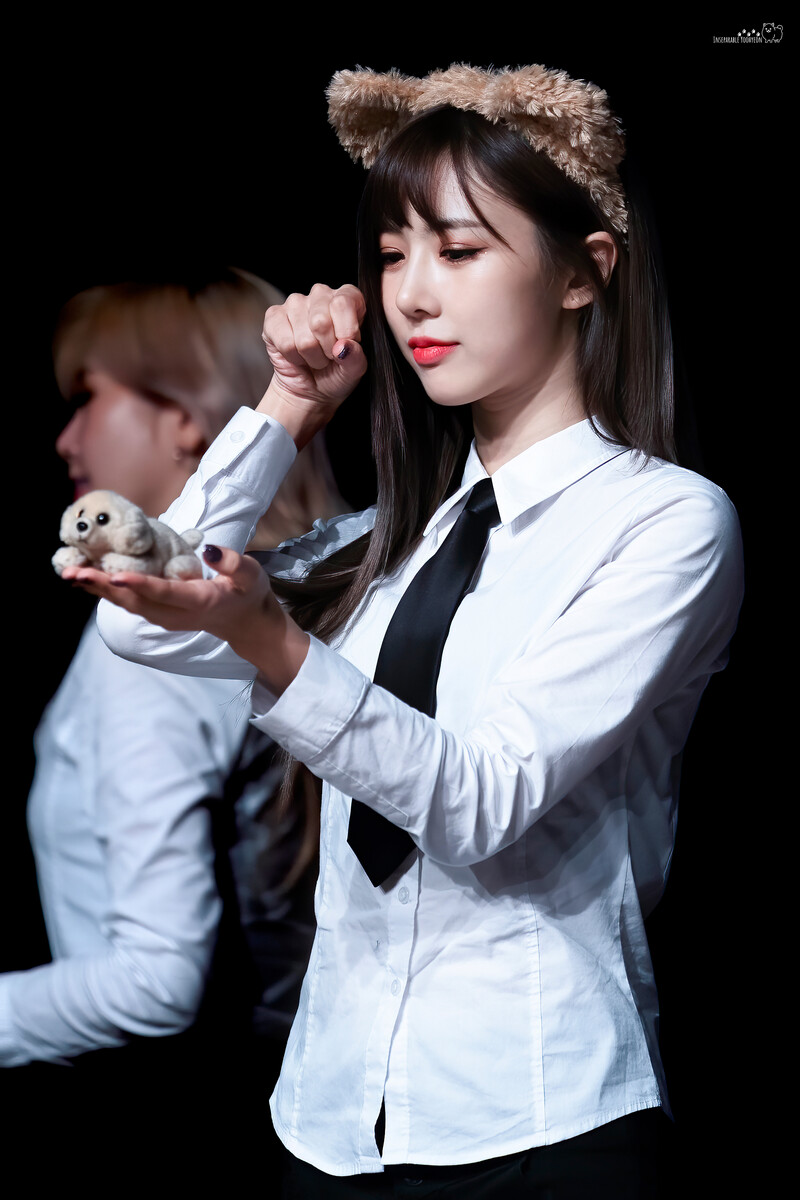 190929 Dreamcatcher Yoohyeon documents 6