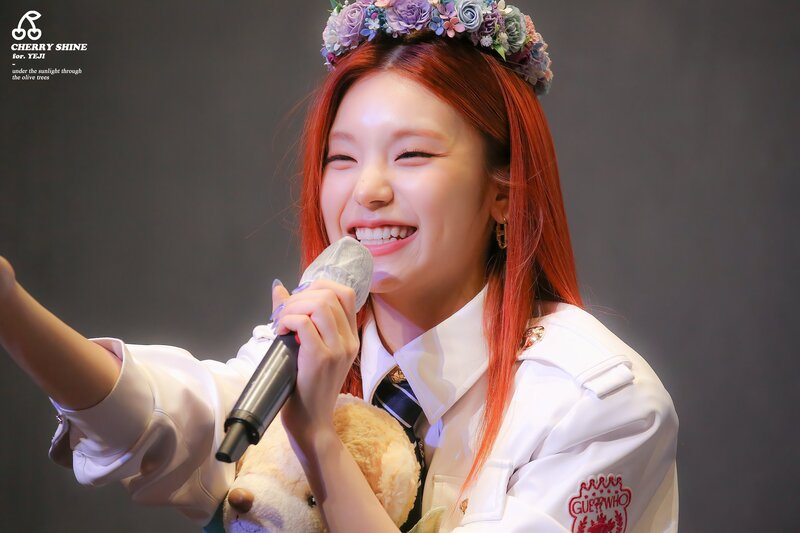 210530 ITZY Yeji - Fansign Event documents 12
