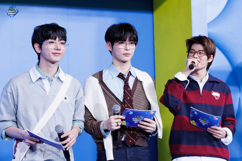 240229 MC Hanbin, Sohee, and Jaehyun at M Countdown documents 13