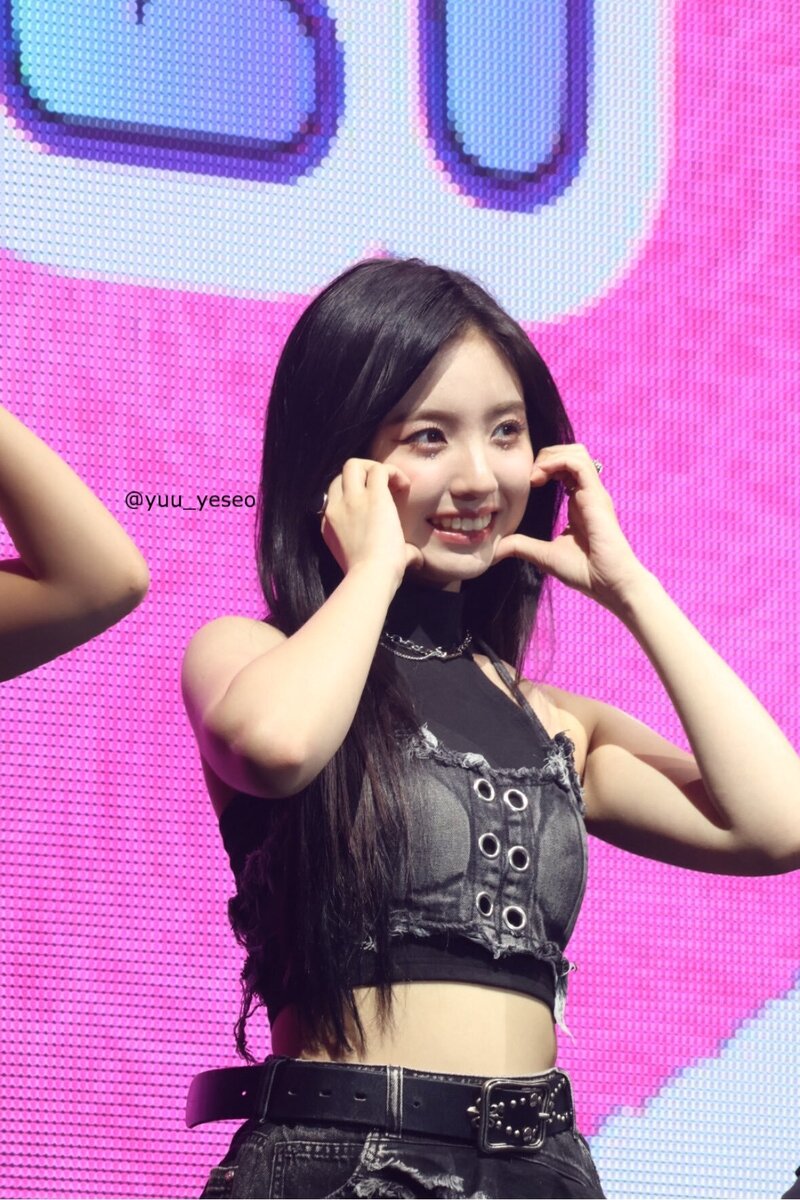 240511 Kep1er Yeseo at KCON JAPAN 2024 documents 1