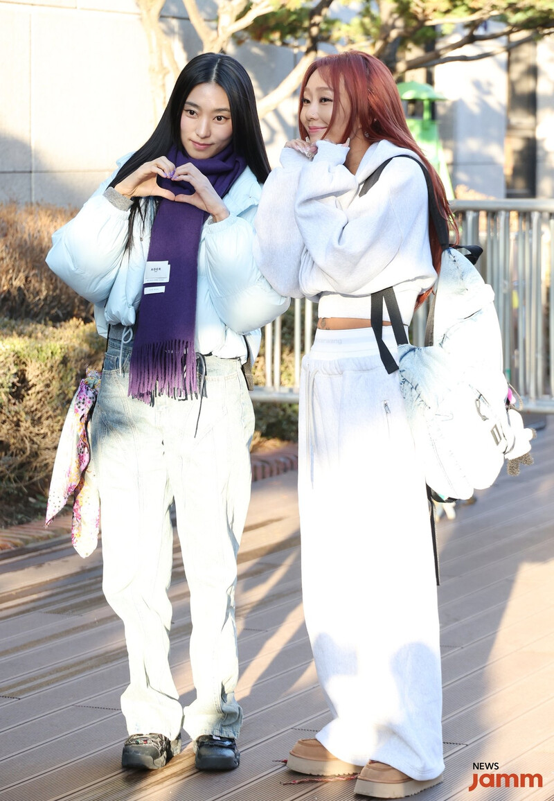 240119 SISTAR19 - Music Bank Commute documents 2