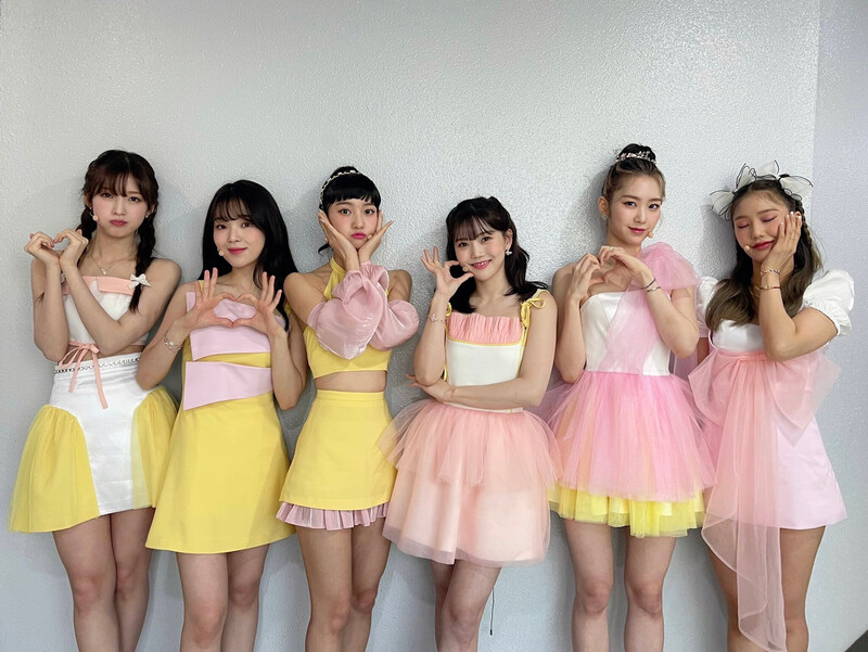 220410 OH MY GIRL Twitter Update documents 4