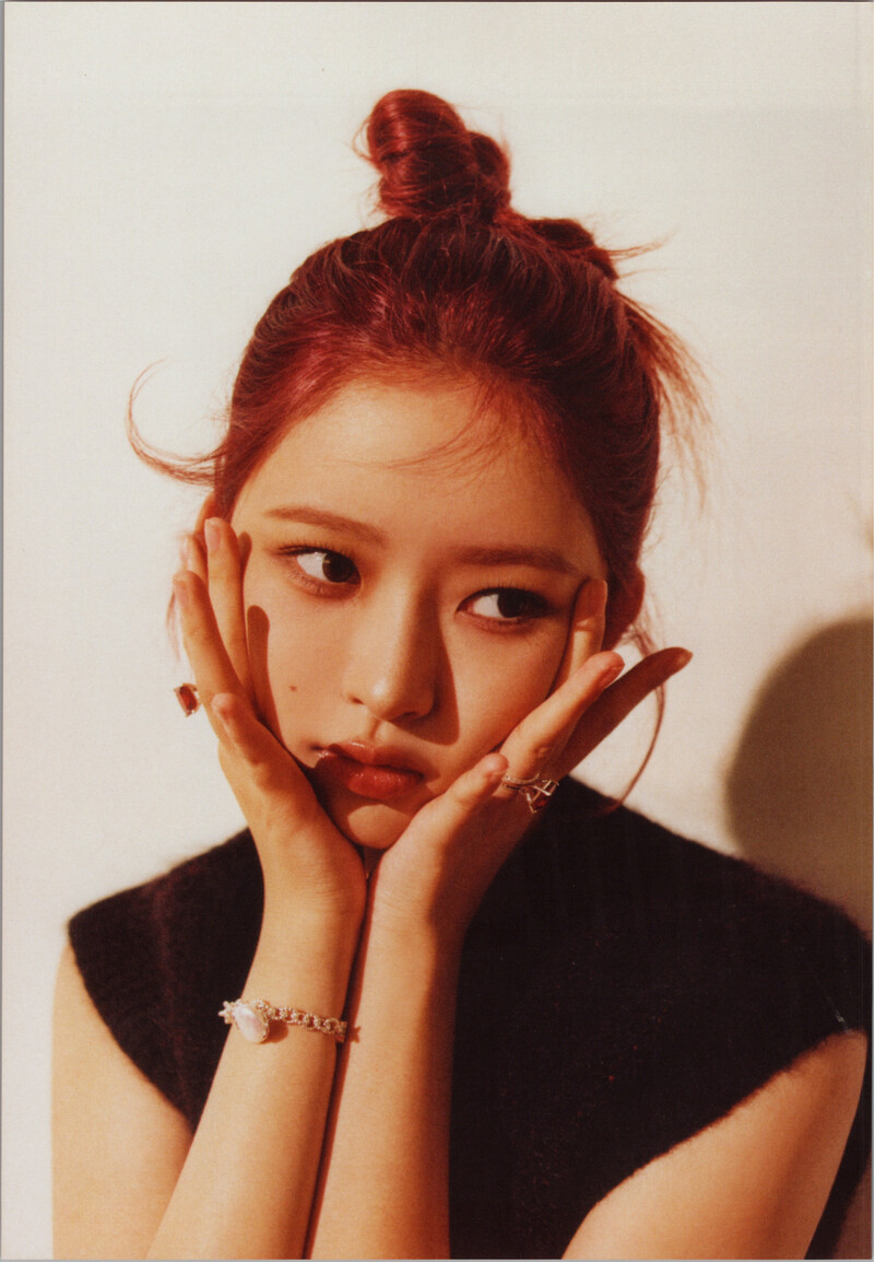 IVE - Mini Album 'I'VE MINE' (Scans) documents 1