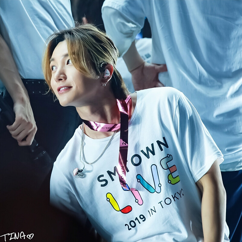 190804 Leeteuk at SMTOWN in Tokyo documents 2