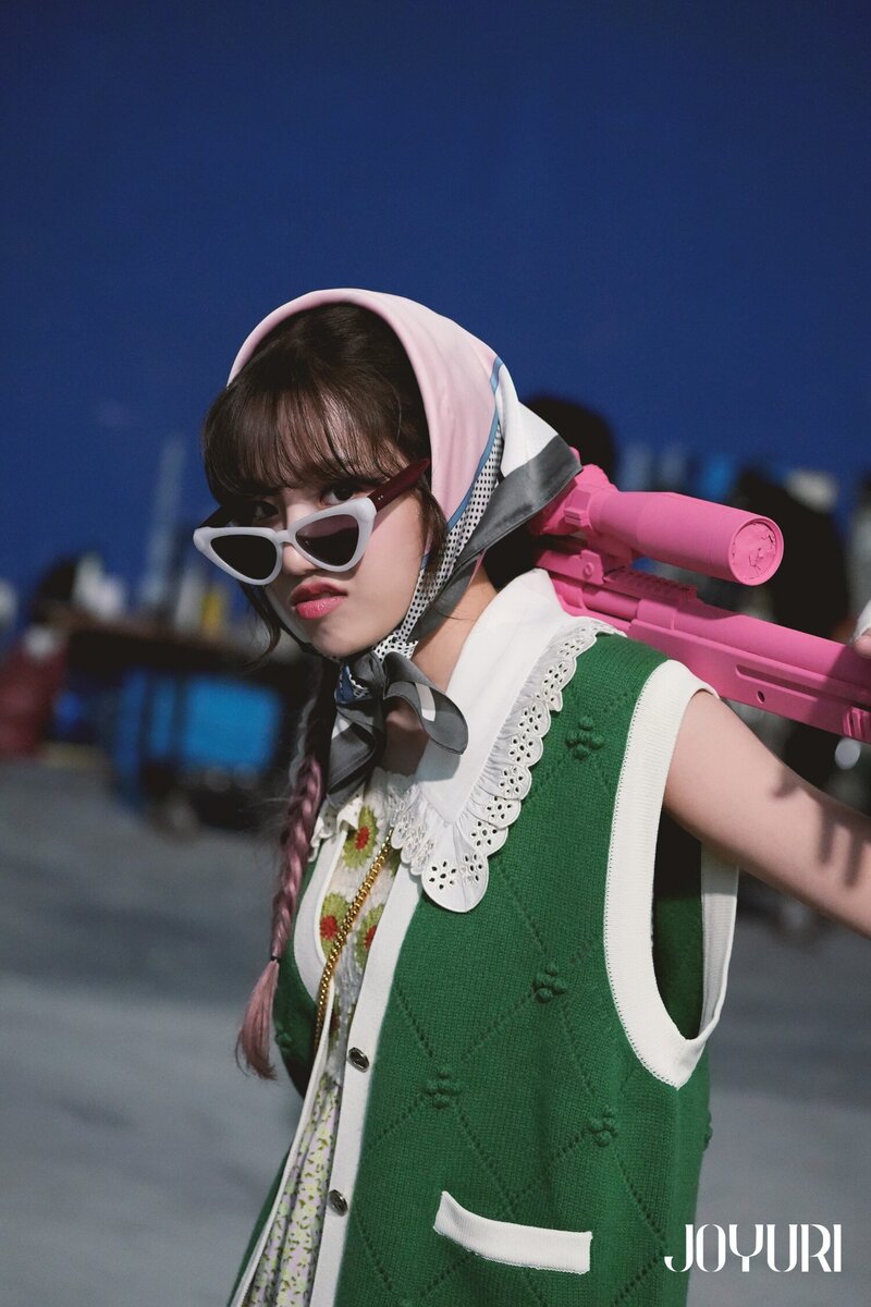 221024 Jo Yuri 'Loveable' MV Shoot by Melon documents 10
