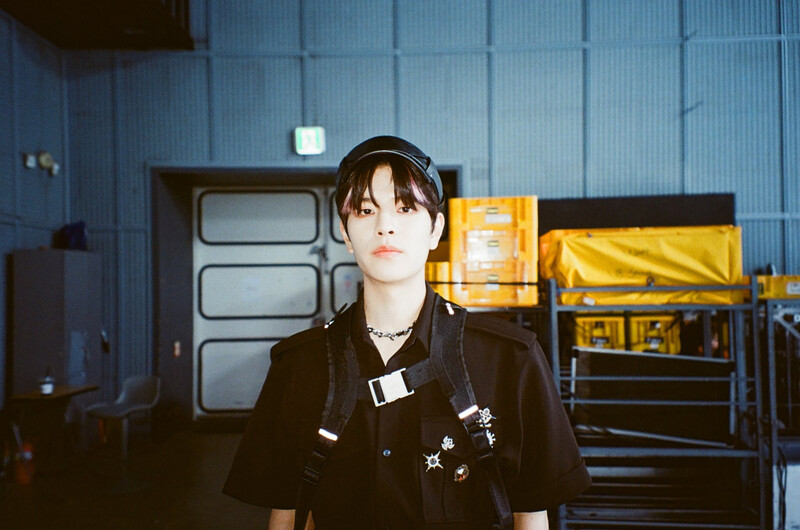 221110 M2MPD Twitter Post - October Film Camera - Stray Kids documents 10