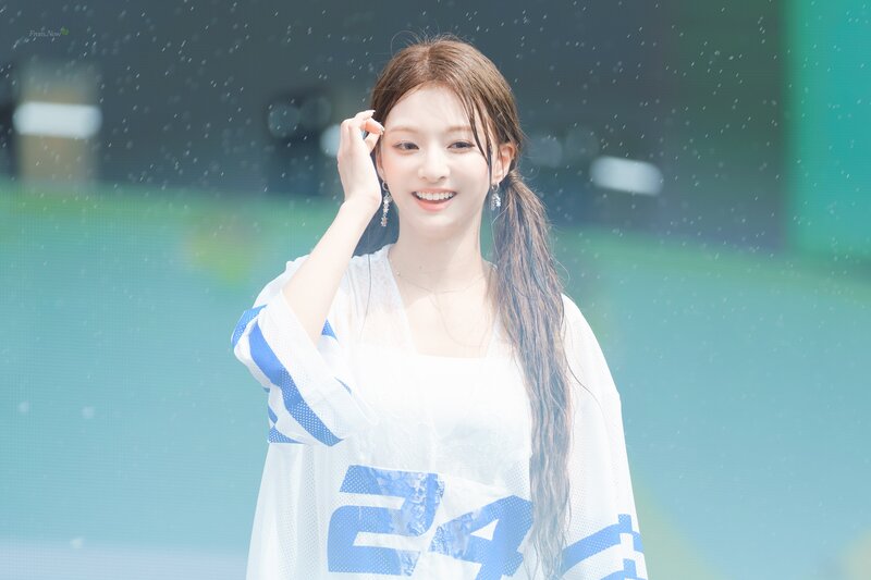 240705 fromis_9 Nagyung - Waterbomb Festival in Seoul Day 1 documents 2