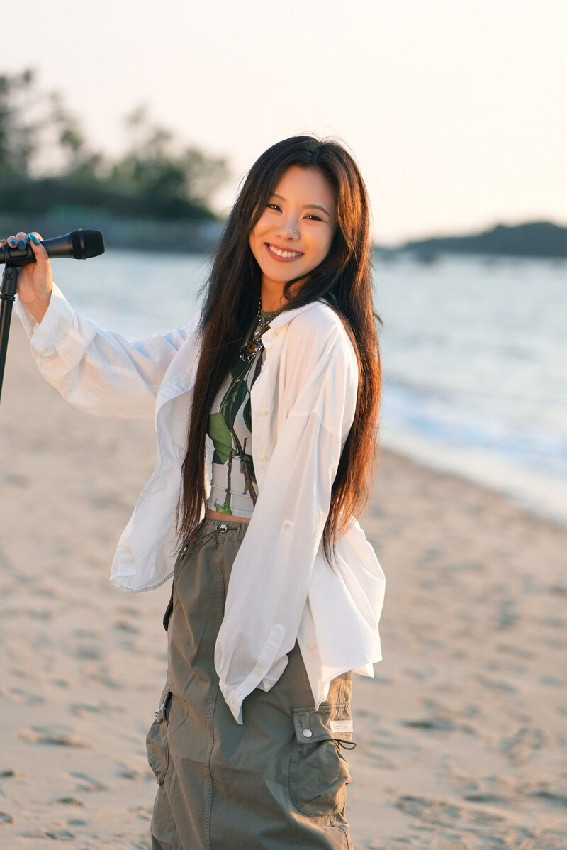 240712 Wheein - "Coco Water" MV Filming Site By Melon documents 7