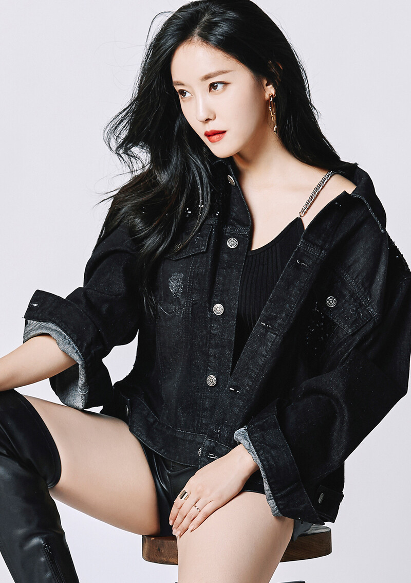 Hyomin for GGPX 2018 Fall Denim Collection documents 6