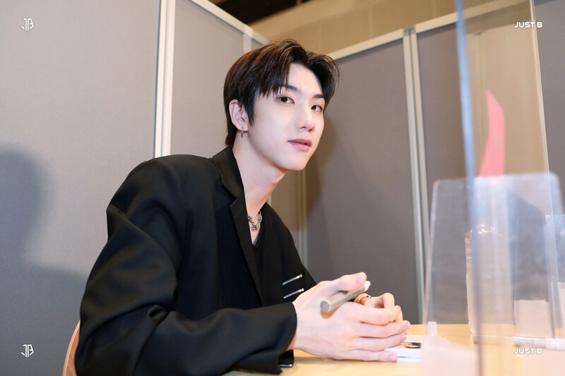 20220902 - Weverse - Japan FAN-SIGNING&FESTIVAL Behind-the-scenes documents 5