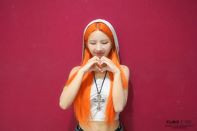 240831 - (G)I-DLE 'Klaxon' Music Shows Week 1 - Behind Photos documents 9