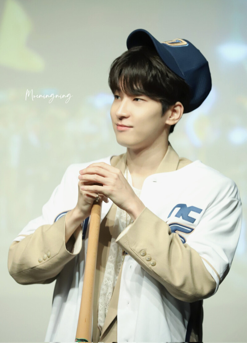 231104 SEVENTEEN Wonwoo - SEVENTEENTH HEAVEN Offline Fansign Event documents 10